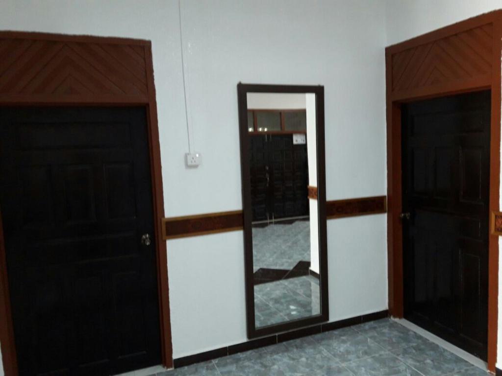 Nur Muslim Homestay At Kota Bharu Exterior foto