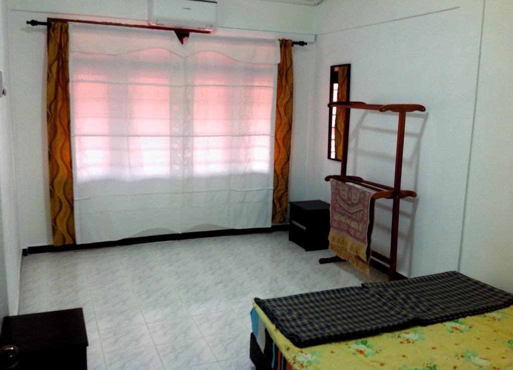 Nur Muslim Homestay At Kota Bharu Exterior foto