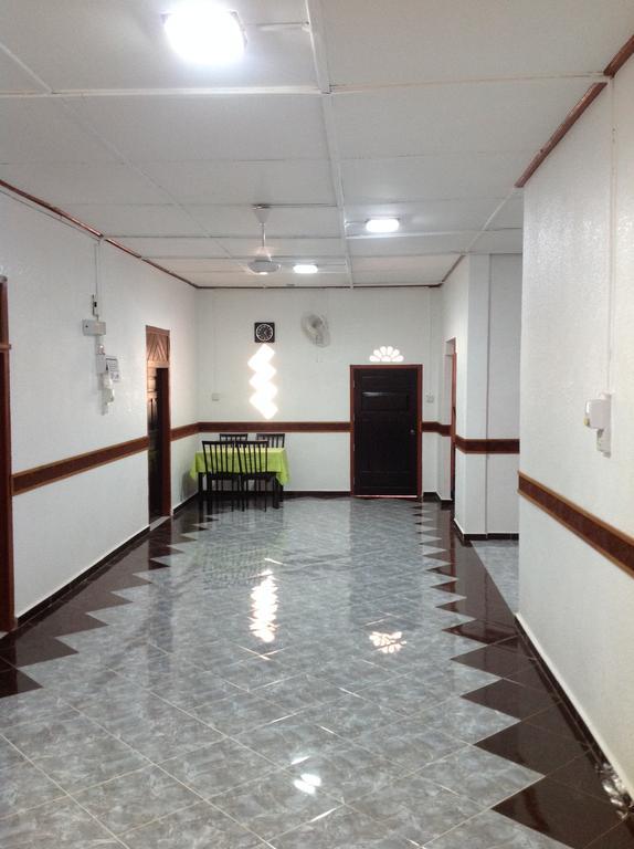 Nur Muslim Homestay At Kota Bharu Exterior foto