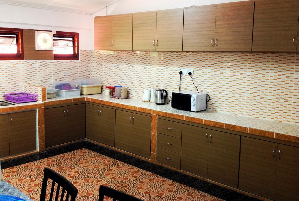 Nur Muslim Homestay At Kota Bharu Exterior foto